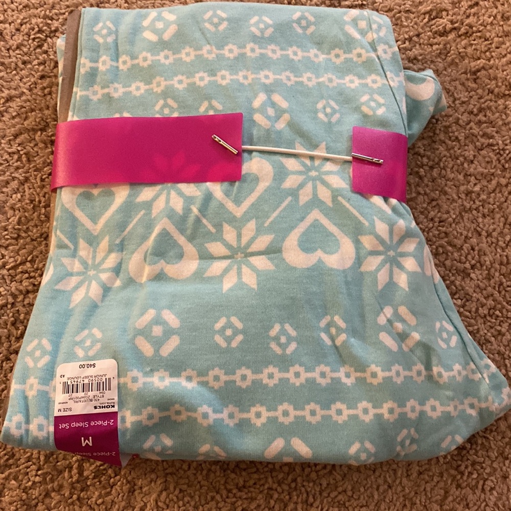 NWT Medium 2-Piece Sleep Set Light Blue and White - Super soft - Picture 2 of 3